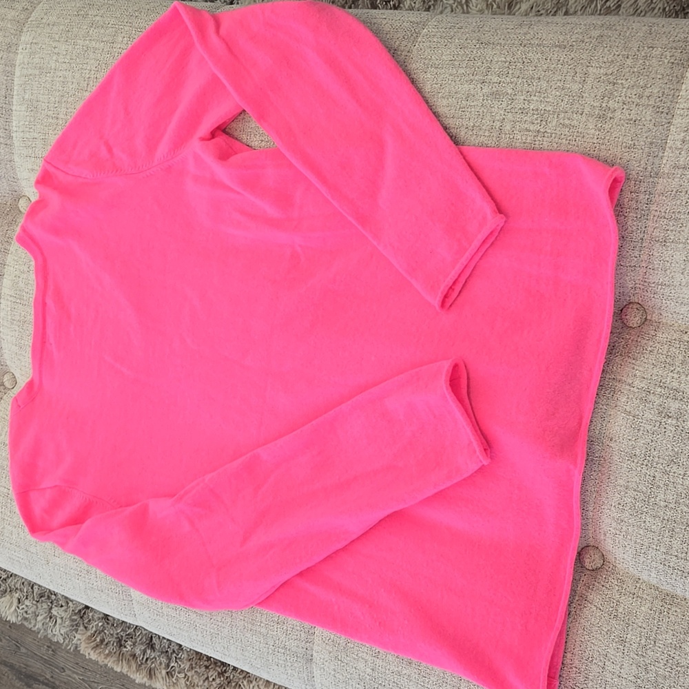 Lilly Pulitzer Cashmere Hot Pink Sweater - Picture 7 of 10